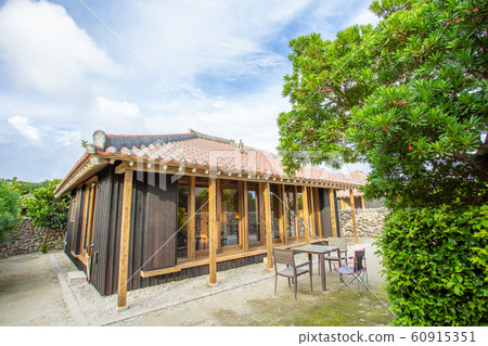 沖繩傳統島嶼風格小屋 60915351