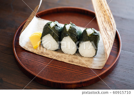 Rice balls wrapped in bamboo skin Rice balls wrapped in bamboo skin 60915710