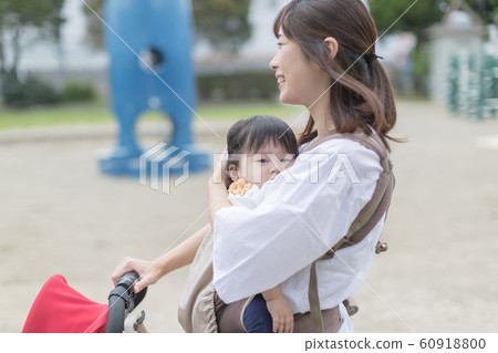 母子 歲大 人 60918800