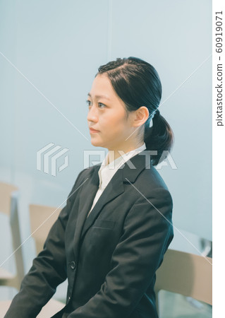 求職學生新員工 60919071