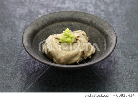 Buckwheat roasts 60925434