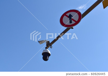 Closed circuit surveillance camera 60926445
