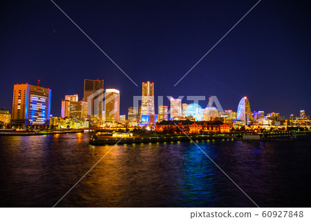 View of Yokohama cityscape in Japan Viewing Yokohama Minato Mirai 21 = December 27, 2019 View of Yokohama cityscape in Japan Viewing Yokohama Minato Mirai 21 = December 27, 2019 60927848