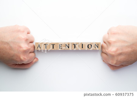 Image Attention 60937375