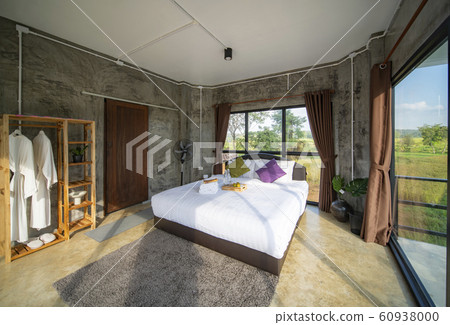 Modern Bed room in home stay 60938000