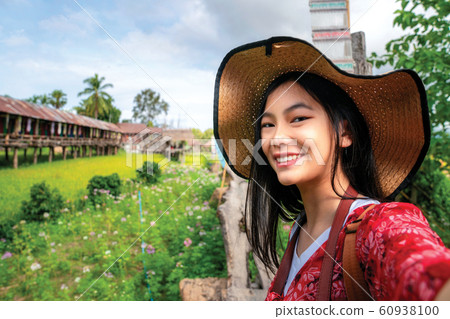 Asian girl fun and play in Lamduan woven cloth Asian girl fun and play in Lamduan woven cloth 60938100