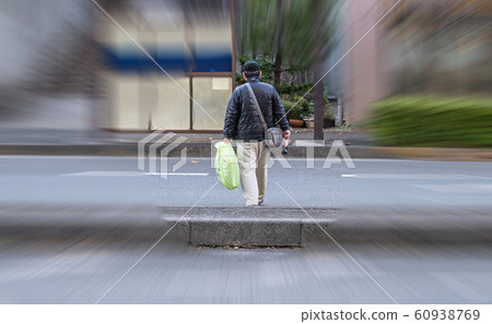 日本的橫濱城市景觀危險橫穿（到達人行橫道很麻煩...）=在橫濱市 60938769