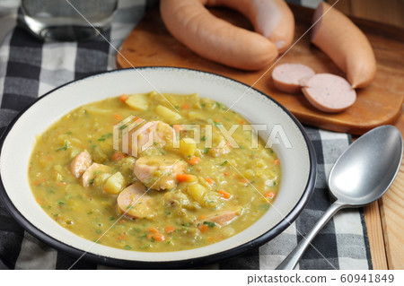 Dutch pea soup snert Dutch pea soup snert 60941849