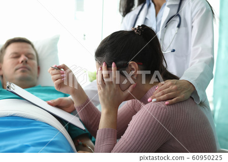 Doctor informs about results Doctor informs about results 60950225