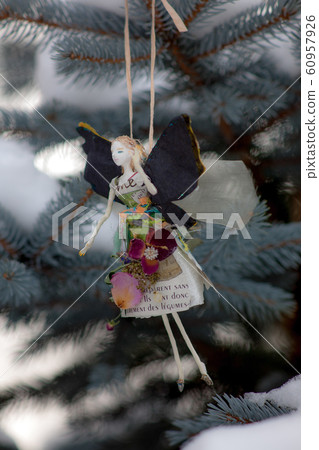 Flower fairy Flower fairy 60957926