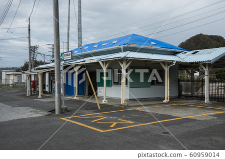 Awa Katsuyama Station suffered strong wind damage 60959014