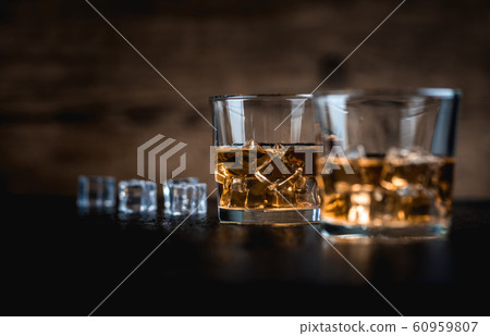 Whisky, whiskey or bourbon 60959807