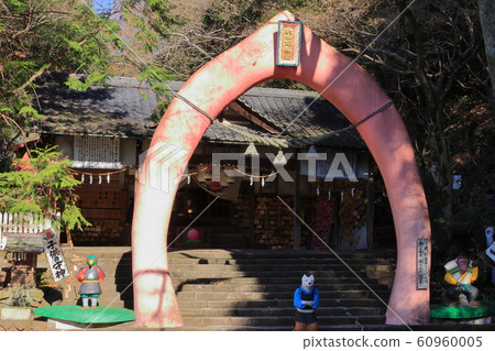Torii Gate of Pink Peach Momotaro Shrine Inuyama City, Aichi Prefecture 60960005
