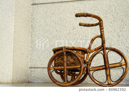 柳條自行車 60962392