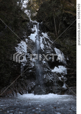 Waterfall of Winter's Shimizawa Waterfall of Winter's Shimizawa 60963409