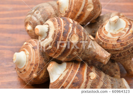 Shrimp potato (shrimp potato, shrimp potato). The type of taro. Shrimp potato (shrimp potato, shrimp potato). The type of taro. 60964323