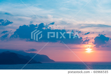 Sunset and the Sea of Japan from Kasumi / Yunagi Hill Sunset and the Sea of Japan from Kasumi / Yunagi Hill 60966585