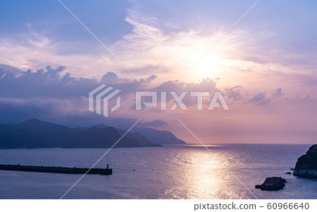 霞/湯木山的日落與日本海 60966640