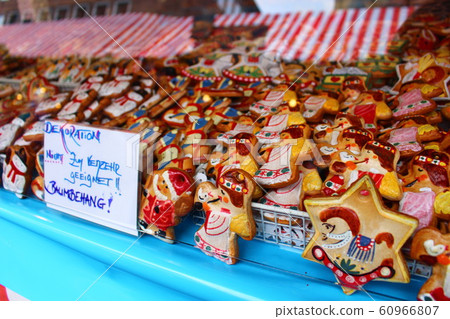 紐倫堡聖誕節城餅乾 60966807