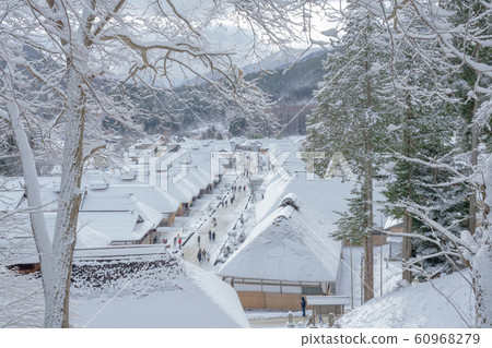 大內宿冬季風景 60968279