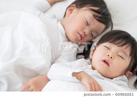 Child nap Child nap 60968881