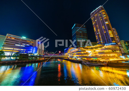 日本的橫濱都市風景我想要橫濱灣區等。 60972430