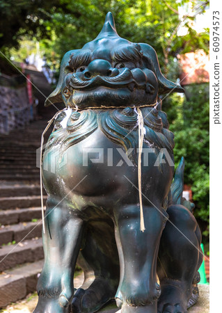 An unusual guardian dog that glares at Tokyo Atagoyama Otoko Sakashita An unusual guardian dog that glares at Tokyo Atagoyama Otoko Sakashita 60974573