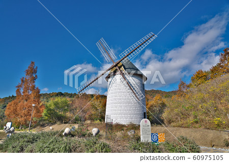 [Astam Land Tokushima Windmill] Nato Kibiga Valley, Itano-cho, Itano-gun, Tokushima 60975105