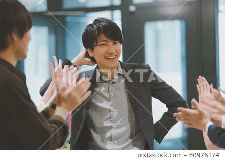 商業鼓掌 60976174