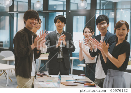 商業鼓掌 60976182