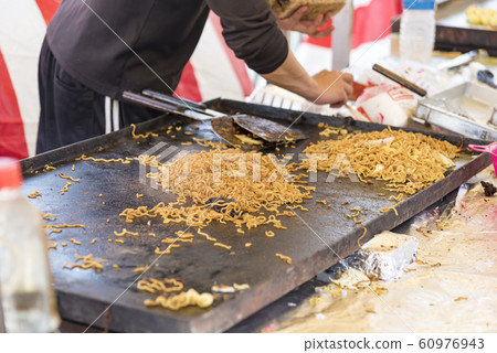 【Fried noodles】 60976943