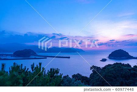 霞/湯木山的日落與日本海 霞/湯木山的日落與日本海 60977448