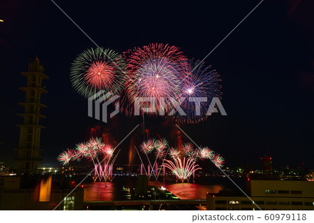 Minato Kobe beach firework display Minato Kobe beach firework display 60979118