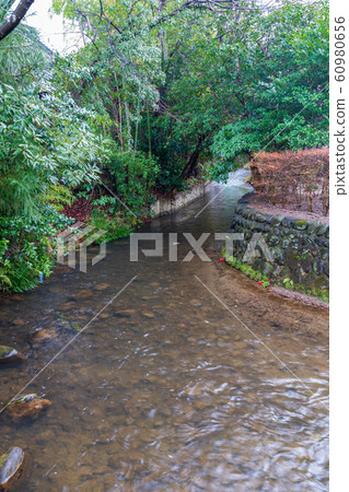 城堡城宮城白石澤澤端河的風景 60980656