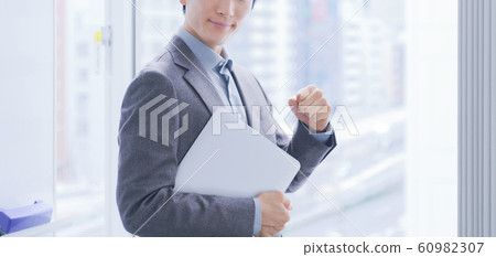 商人，男性，人，日語，動機，信心，計算機，銷售，工程師，合同 60982307