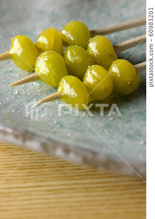 煎杜松子酒 煎杜松子酒 60983201