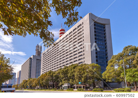 Tokyo Metropolitan Police Department headquarters building. Seen from Route 1. In the back is the Central Government Building No. 2 where the National Police Agency enters. Tokyo Metropolitan Police Department headquarters building. Seen from Route 1. In the back is the Central Government Building No. 2 where the National Police Agency enters. 60997502