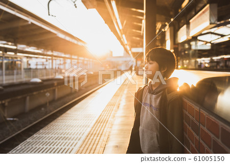 Sunset home @ boy 61005150