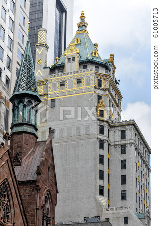 Grand Army Plaza Buildings. Hotels, apartments and 61005713