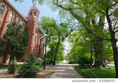 University of Colorado at Boulder 61006955