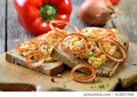 A Bavarian cheese specialty, often served as a beergarden snack  61007390