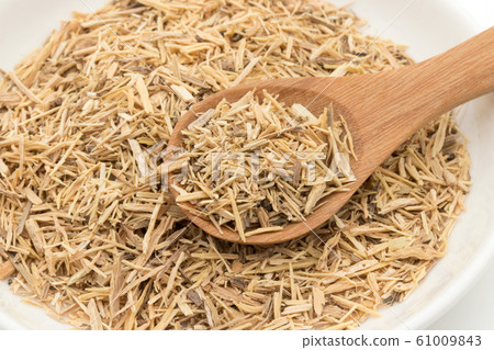 Suma root (Pfaffia paniculata) 61009843