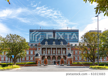 Former Ministry of Justice Main Building Red brick building exterior and distinctive gate Central government office building No. 6 with current Ministry of Justice and Prosecutor's Office in the background Blue sky Former Ministry of Justice Main Building Red brick building exterior and distinctive gate Central government office building No. 6 with current Ministry of Justice and Prosecutor's Office in the background Blue sky 61013883