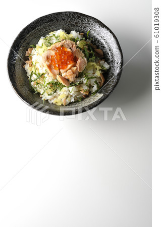 Salmon and how much leaflet sushi Salmon and how much leaflet sushi 61019308