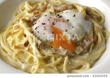 Carbonara broken hot ball 61020359