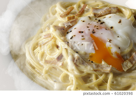 Carbonara broken hot ball Carbonara broken hot ball 61020398