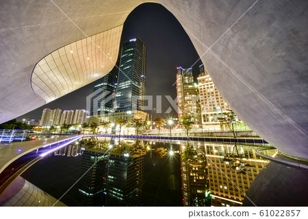 Night view, triball, songdo, yeonsu-gu, incheon, korea 61022857