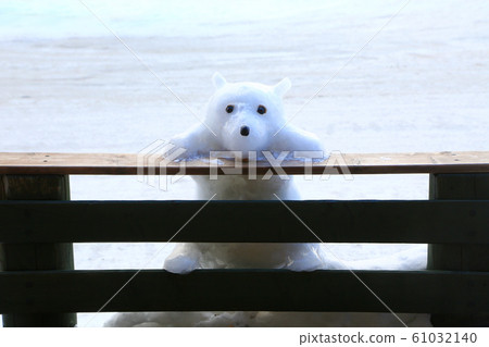 Snow bear 61032140