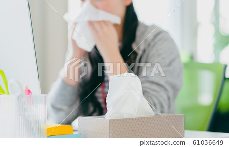hay fever  61036649