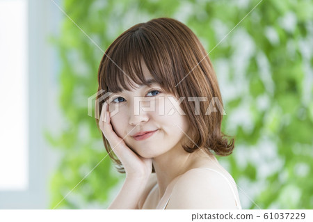 Women/Beauty/Plants Women/Beauty/Plants 61037229